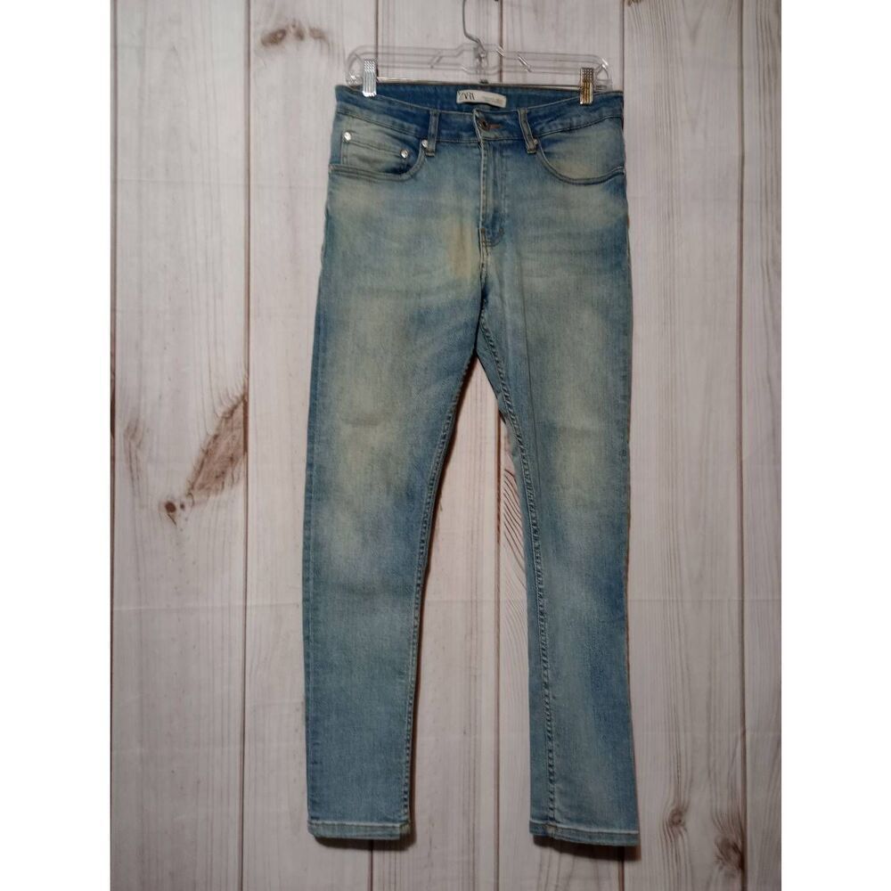 Zara Jeans Ladies 31 Light‎ Wash Skinny